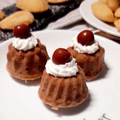 östereichische Gugelhupf Alternative zu französischen Madeleines