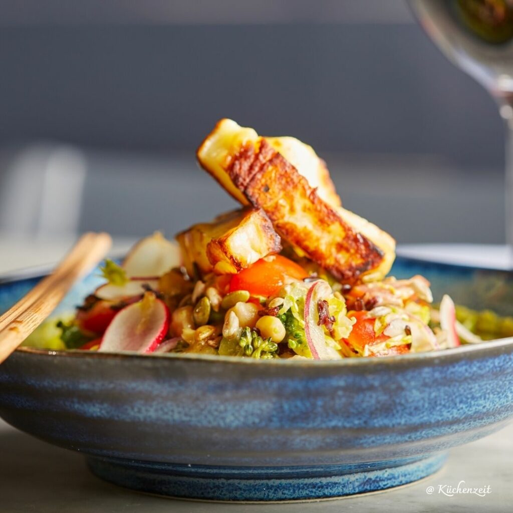 Reisnudelsalat mit Tofu